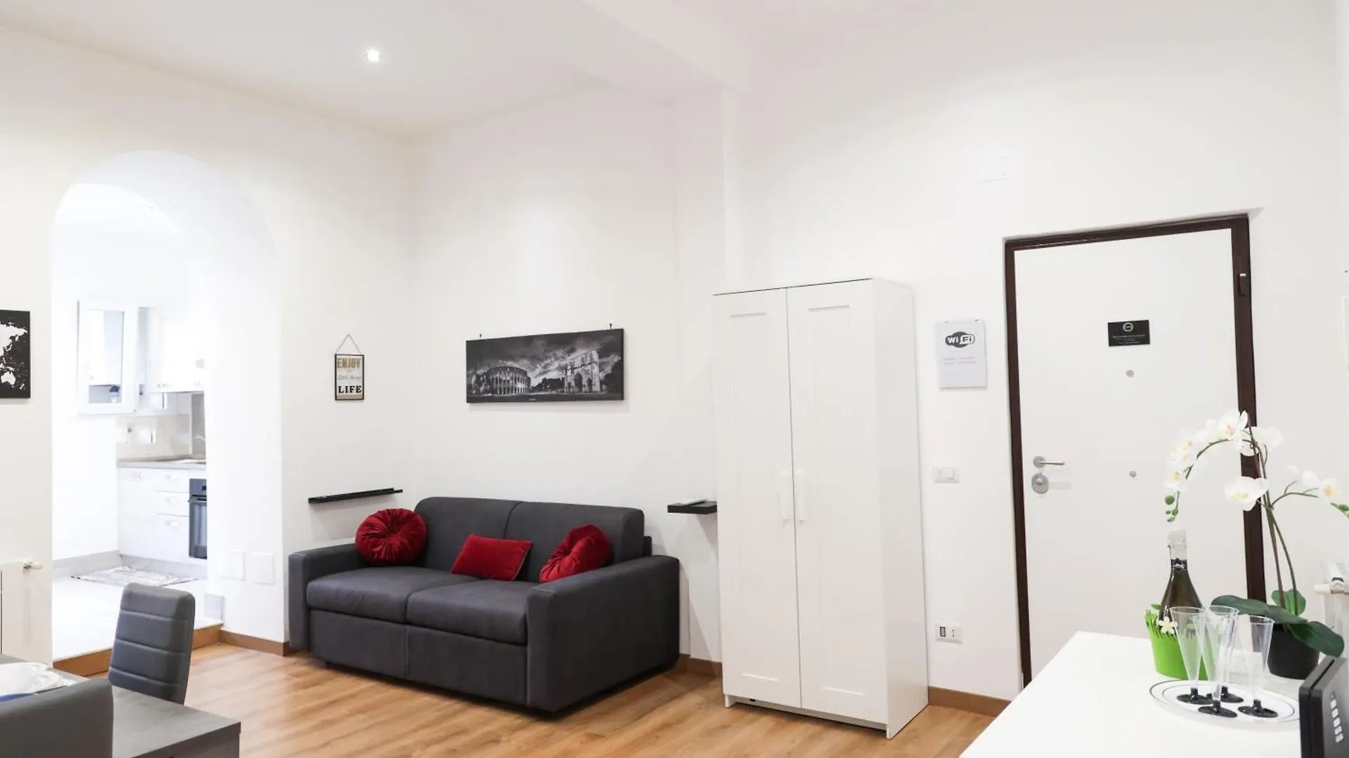 Apartment Trastevere Magic House Luxury Suite Rome Italy
