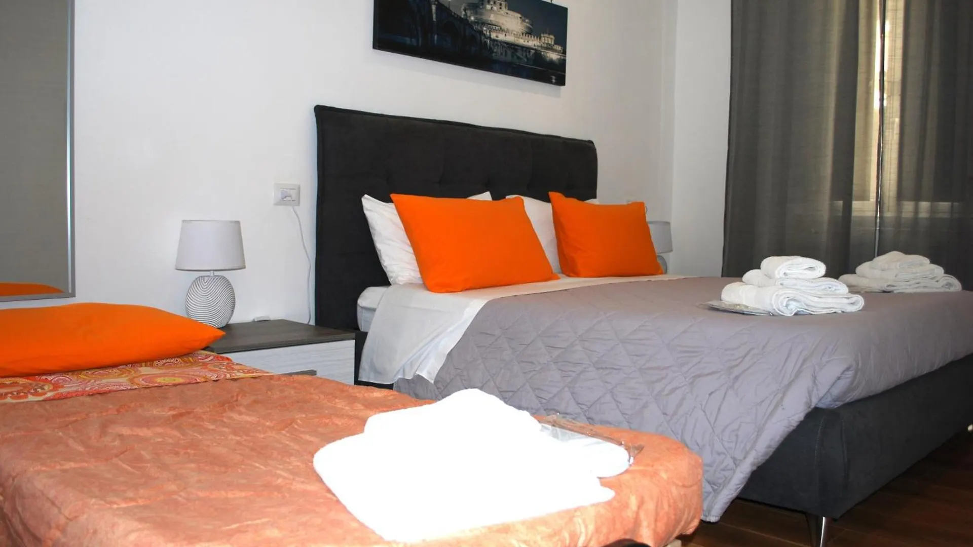 Apartment Trastevere Magic House Luxury Suite Rome
